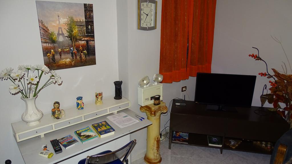 Central Apartments Shoshi Τίρανα Δωμάτιο φωτογραφία